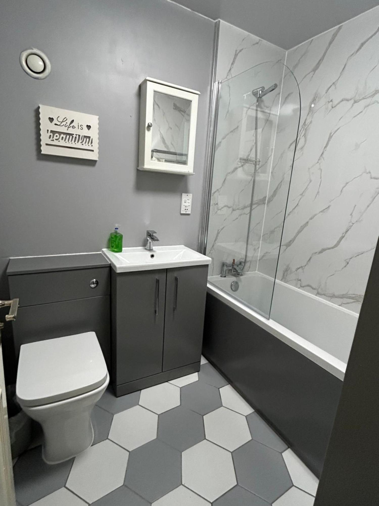 2B Apartment Near Glasgow Sec, Ovo Hydro & City Centre 外观 照片